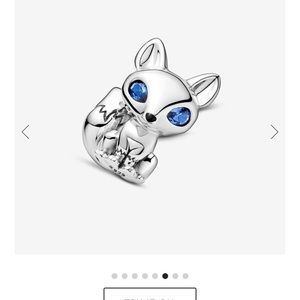 Pandora Blue-eyed fox charm
